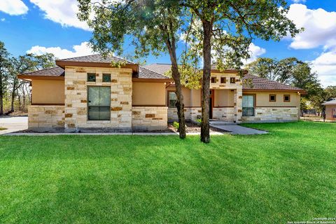 A home in La Vernia