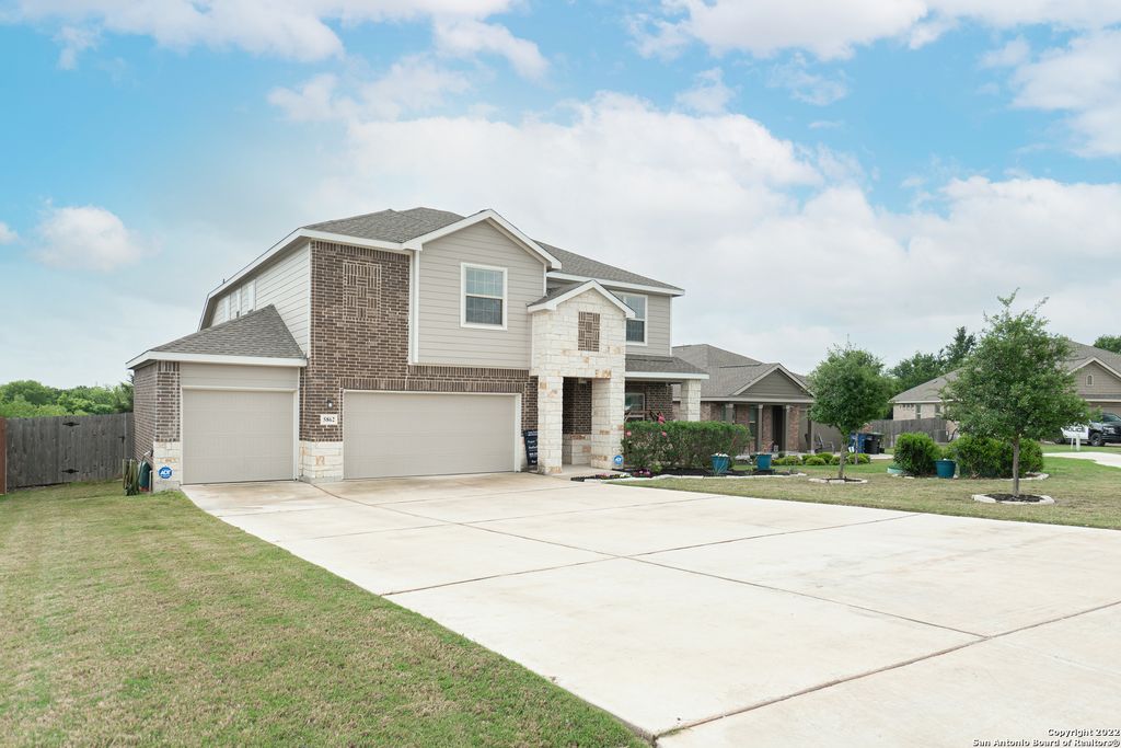 Photo of 5862 Hopper Ct, New Braunfels, TX 78132 (MLS # 1955475)