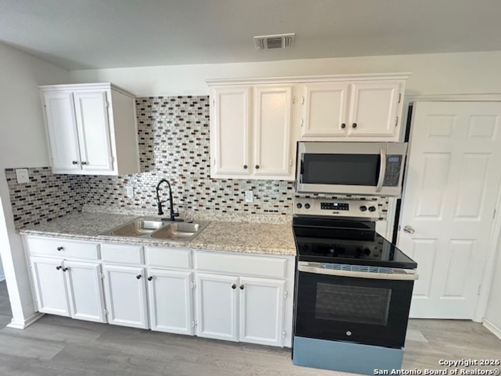 Photo of 5823 Bowsprit, San Antonio, TX 78242 (MLS # 1933700)