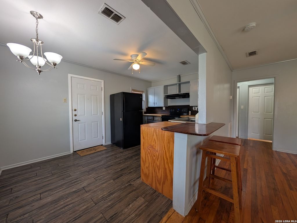 Photo of 890 JOSEPHINE ST, New Braunfels, TX 78130 (MLS # 1971457)
