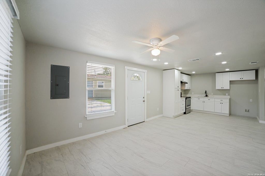 Photo of 363 BEACON AVE, San Antonio, TX 78212 (MLS # 2003653)