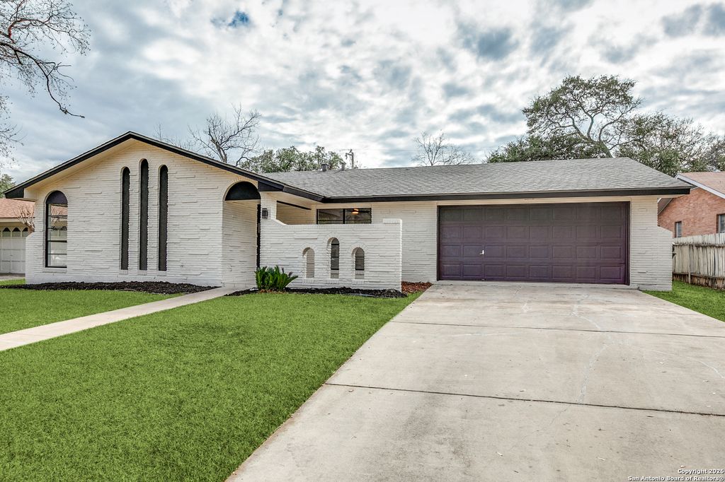 Photo of 3410 Clearfield, San Antonio, TX 78230 (MLS # 1934727)