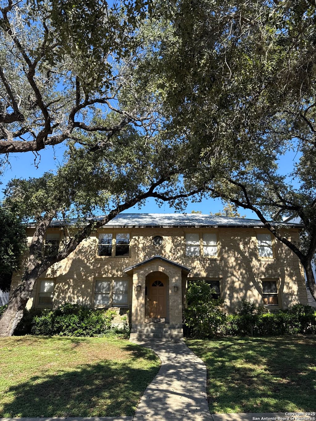 Photo of 123 Marcia 3 #3, Alamo Heights, TX 78209 (MLS # 1925592)
