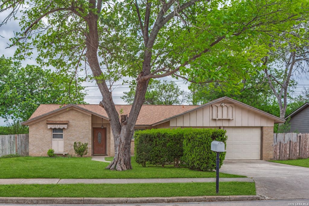 Photo of 5326 Rambowllette, San Antonio, TX 78247 (MLS # 1954871)