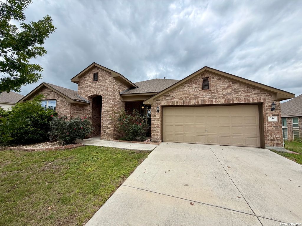 Photo of 646 Ridge Lawn Dr, New Braunfels, TX 78130 (MLS # 1969905)