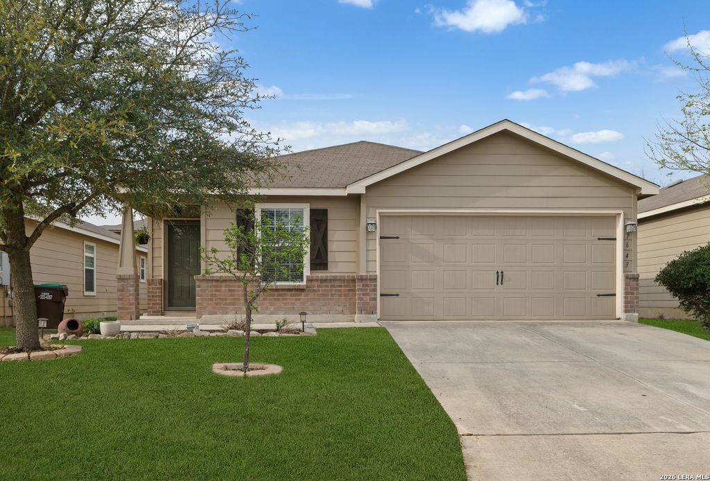 Photo of 7643 PARAISO PT, Boerne, TX 78015 (MLS # 1971694)
