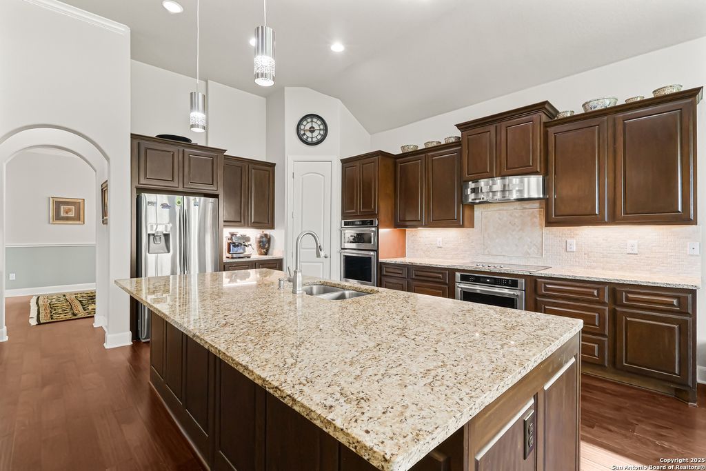 Photo of 919 Sutters Rim, San Antonio, TX 78258 (MLS # 1921647)