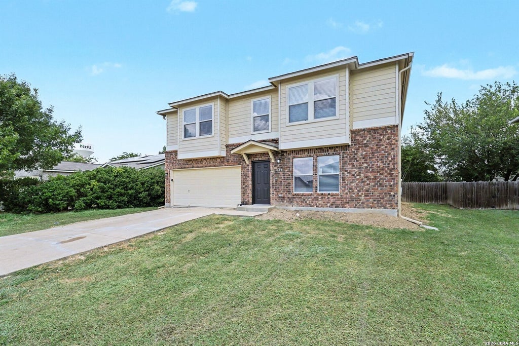 Photo of 658 Crosspoint, New Braunfels, TX 78130 (MLS # 2007996)