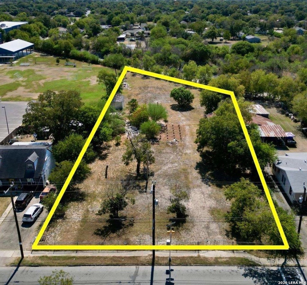 Photo of 158 W HARDING BLVD, San Antonio, TX 78221 (MLS # 1991697)