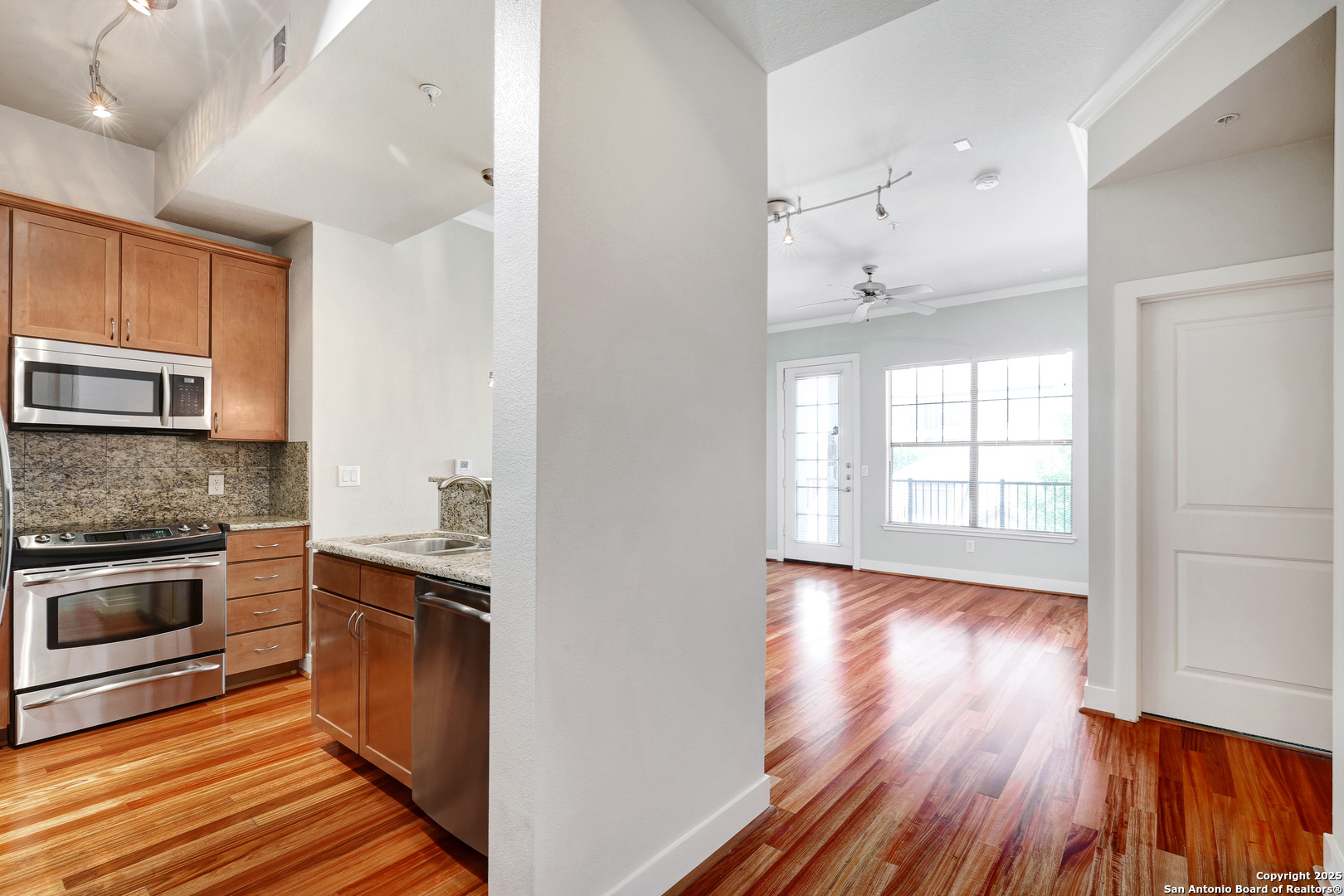 7342 Oak Manor Dr 4307
