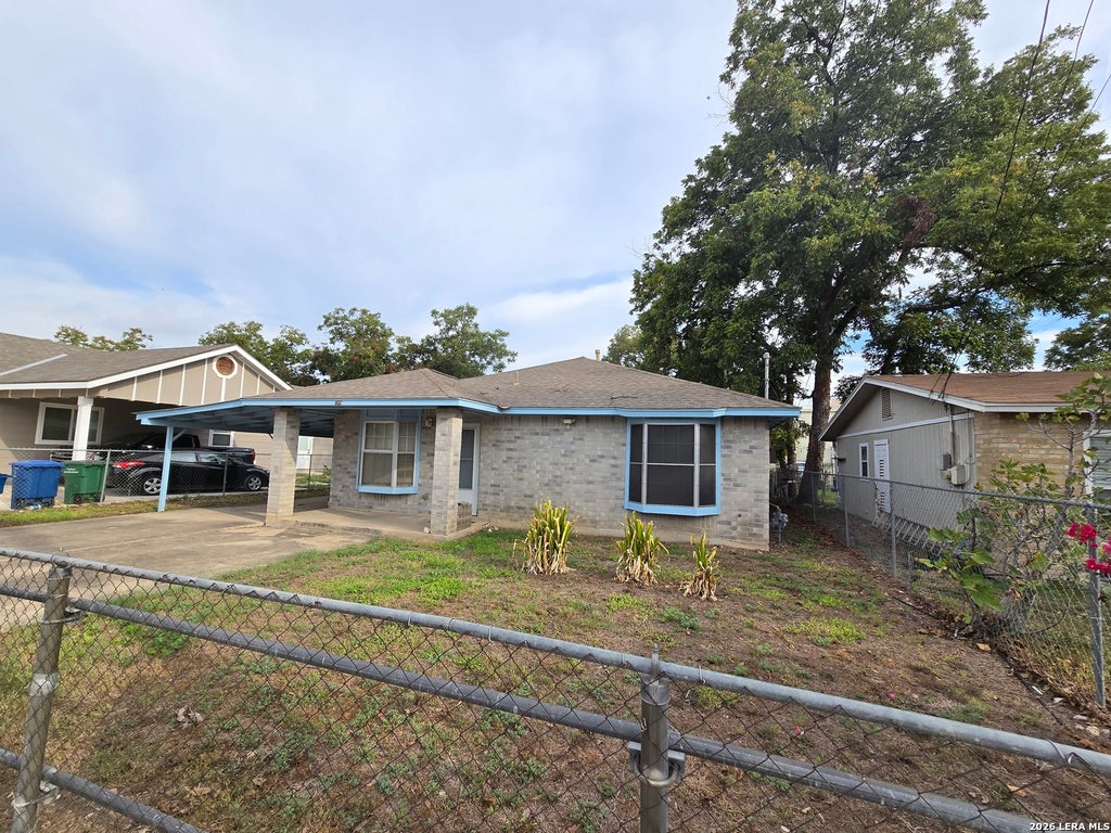 Photo of 311 Sharer st, San Antonio, TX 78208 (MLS # 2019560)