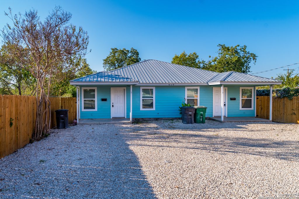 Photo of 610 Virginia 1 #1, San Antonio, TX 78203 (MLS # 1915598)