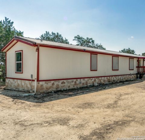 A home in Bandera