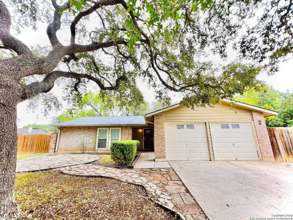 Photo of 10445 COUNTRY BREEZE, San Antonio, TX 78240 (MLS # 2015840)