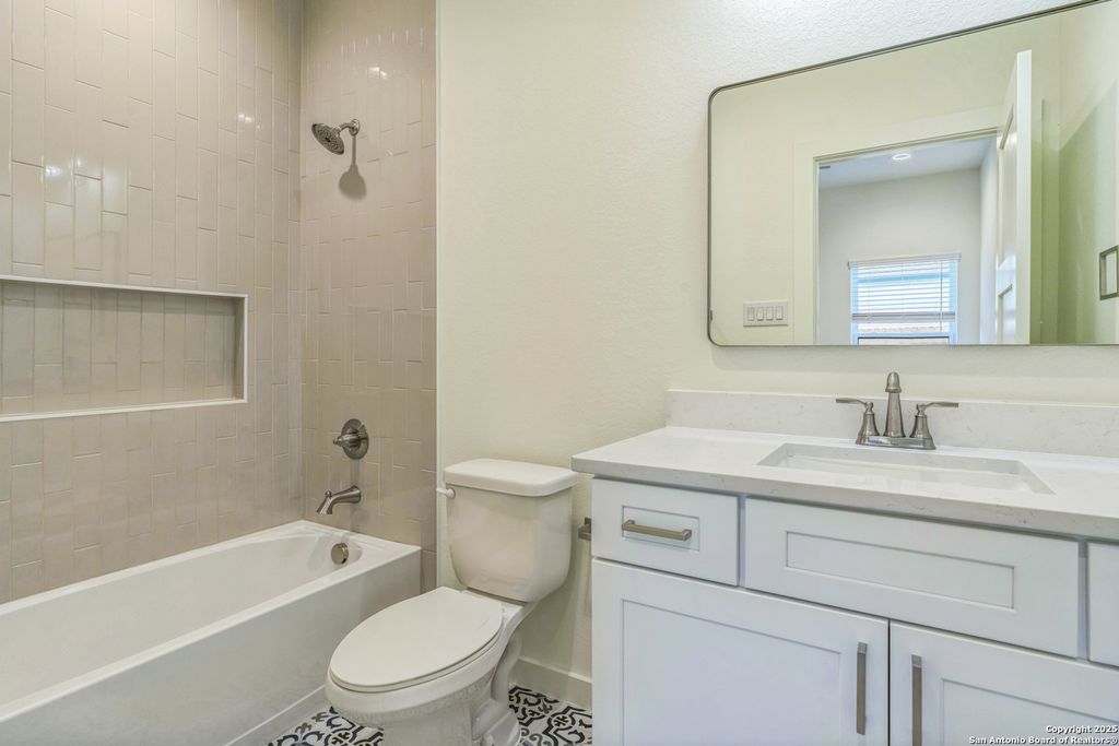 Photo of 1026 Wyoming St, San Antonio, TX 78203 (MLS # 1948118)