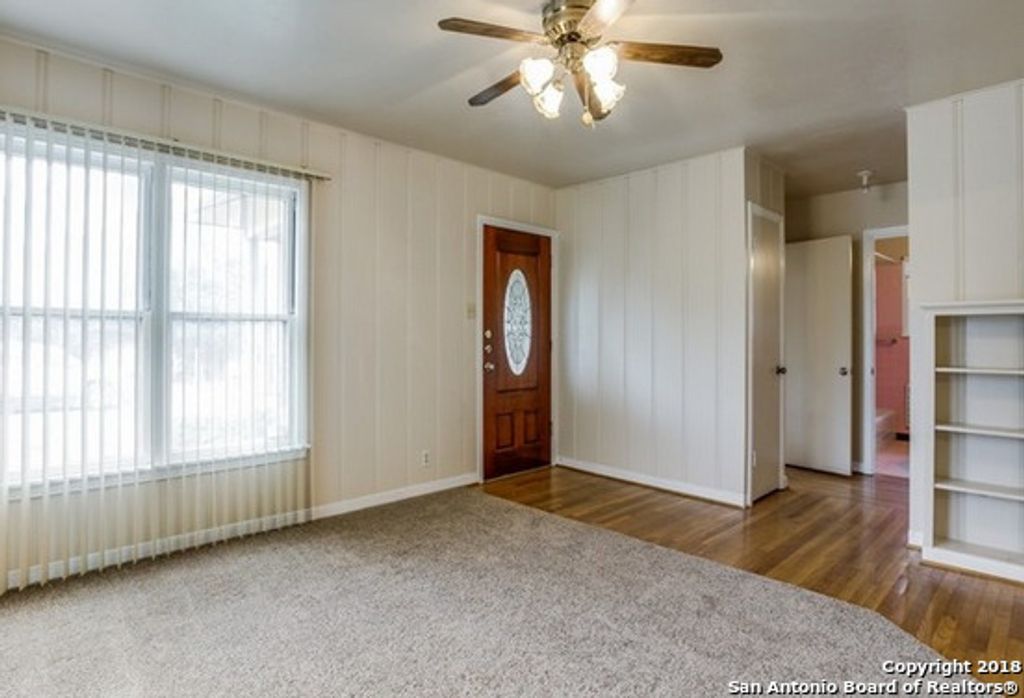 Photo of 114 Aransas Pass, Boerne, TX 78006 (MLS # 1972432)