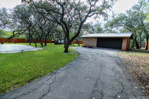 A home in Helotes