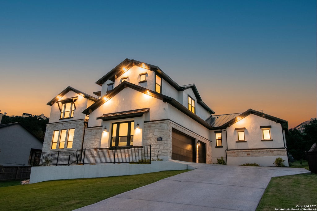 Photo of 7302 Cresta Bulivar, San Antonio, TX 78256 (MLS # 1882607)