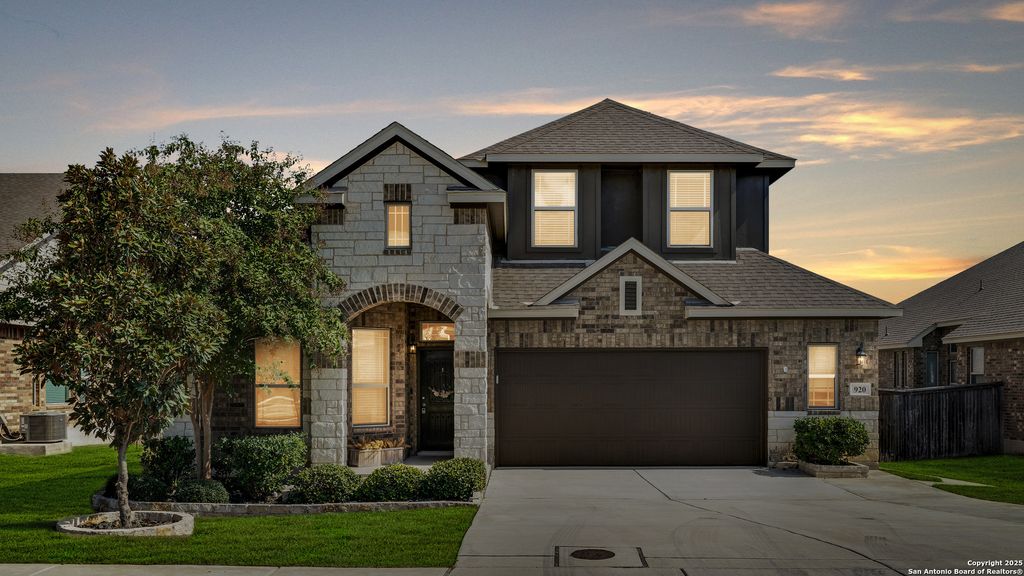 Photo of 920 Kauri Cliffs, Cibolo, TX 78108 (MLS # 1916001)