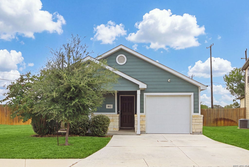 Photo of 802 Hickory Trail, San Antonio, TX 78245 (MLS # 2018145)