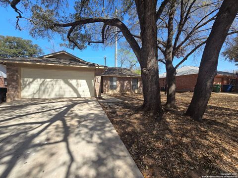 6911 Brookport Leon Valley TX 78238