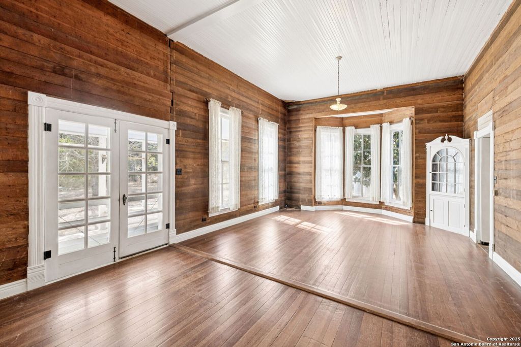 Photo of 5670 Wegner, New Braunfels, TX 78132 (MLS # 1918323)