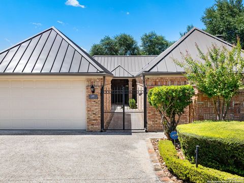 Photo of 115 Westcourt Lane, San Antonio, TX 78257 (MLS # 1906716)