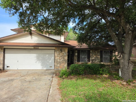 Property photo of 9622 Chelmsford Dr, San Antonio, TX 78239