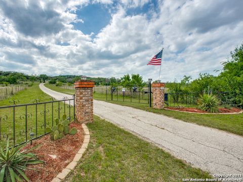 706 Paleface Ranch Rd S SPICEWOOD TX 78669
