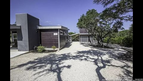 1251 Canyon Canyon Lake TX 78133