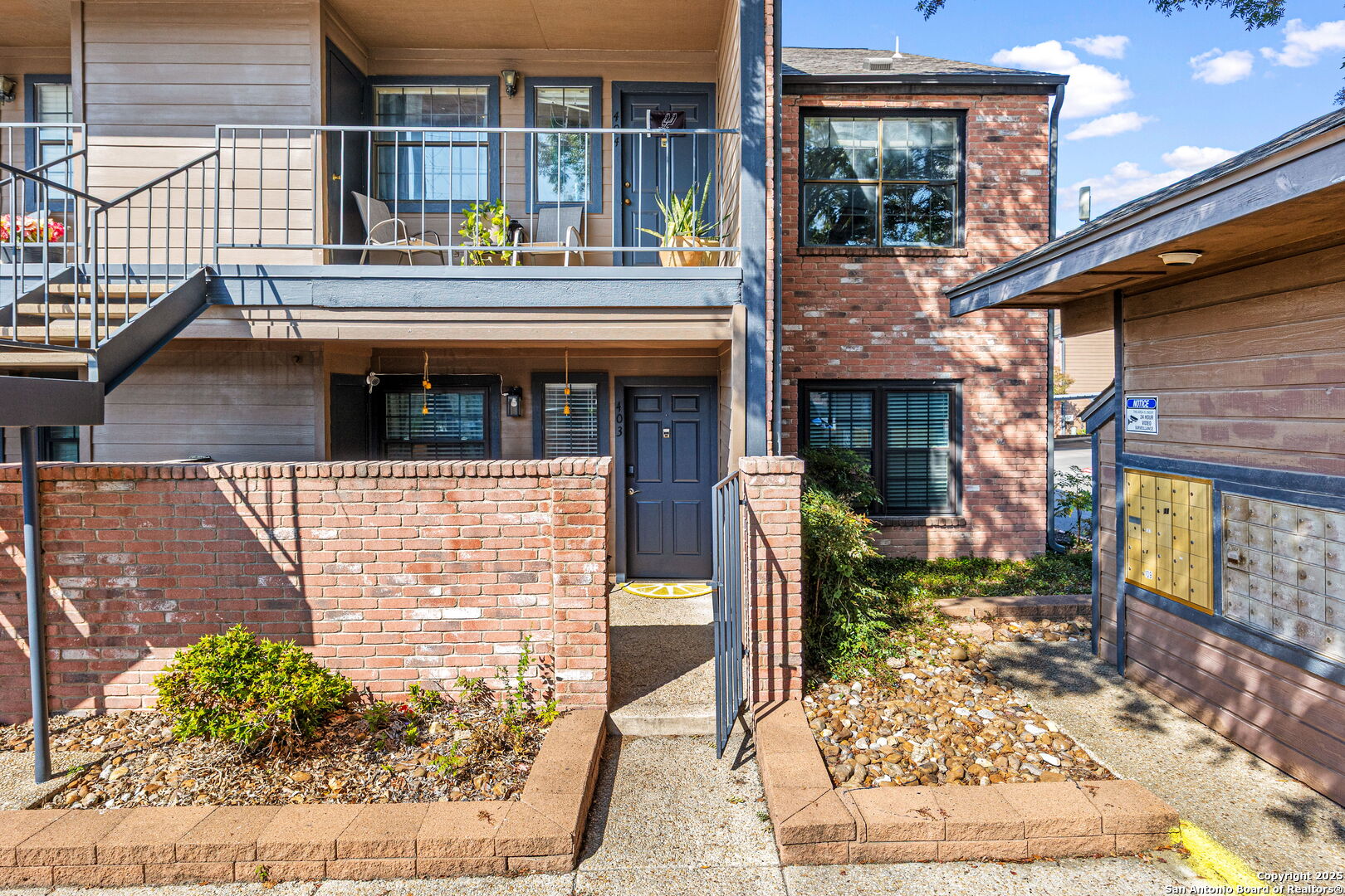 4803 Hamilton Wolfe Rd 403