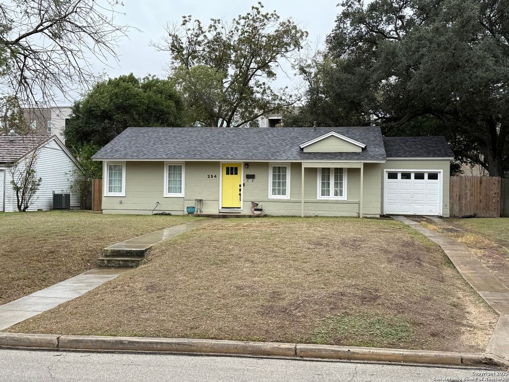 Photo of 254 Wellesley Blvd, San Antonio, TX 78209 (MLS # 1926507)