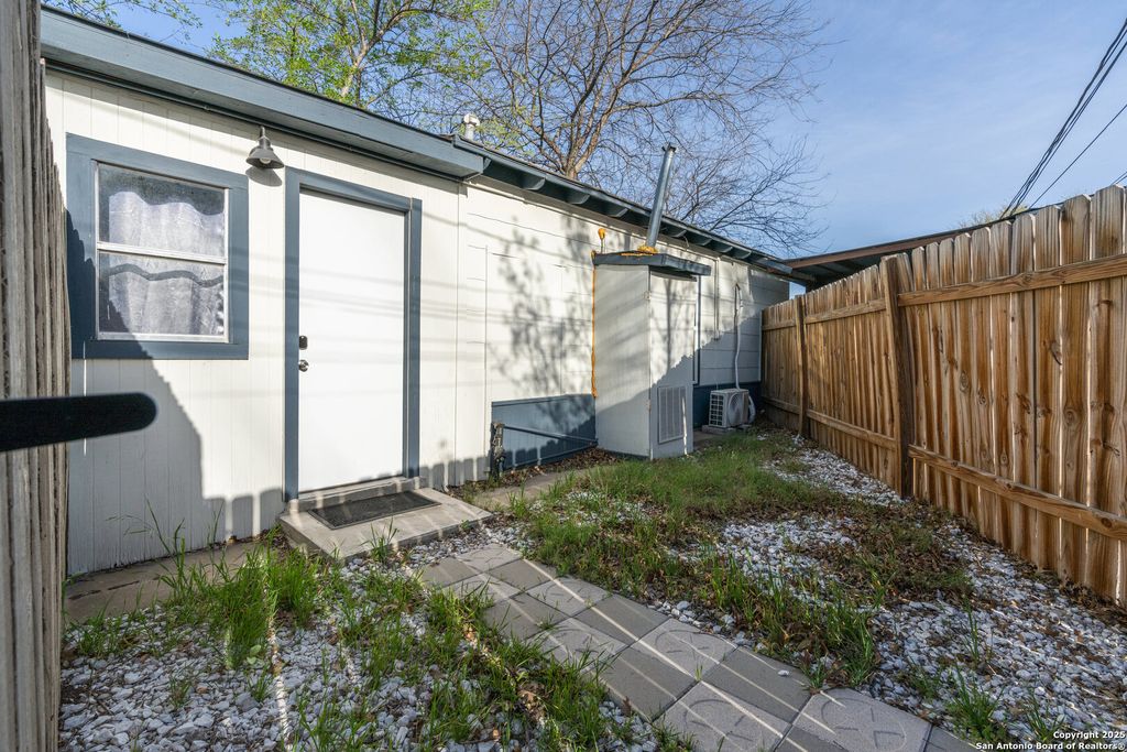 listing image 27