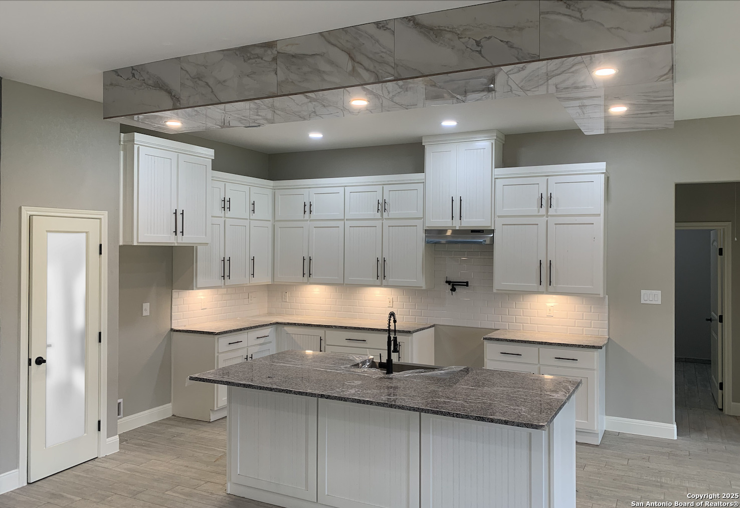 109 W Magnolia Cir