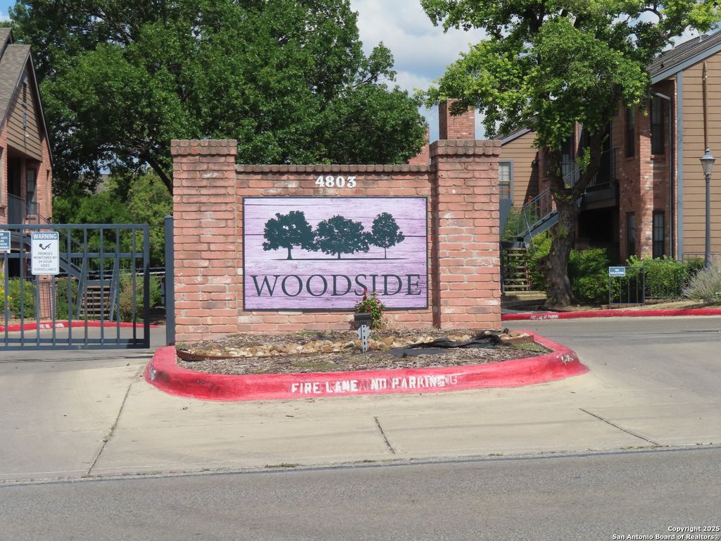 Photo of 4803 Hamilton Wolfe 613 #613, San Antonio, TX 78229 (MLS # 1917373)