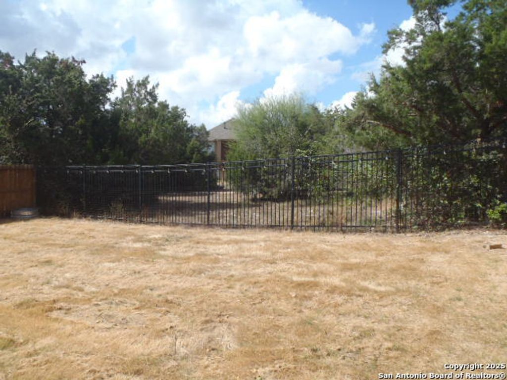 Photo of 1243 Loma Ranch, New Braunfels, TX 78132 (MLS # 1918213)