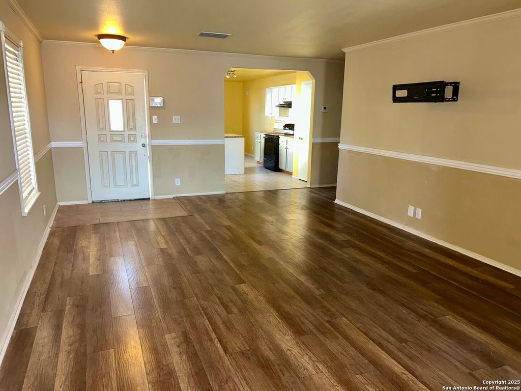 Photo of 219 Mallow Grv, San Antonio, TX 78253 (MLS # 1927737)