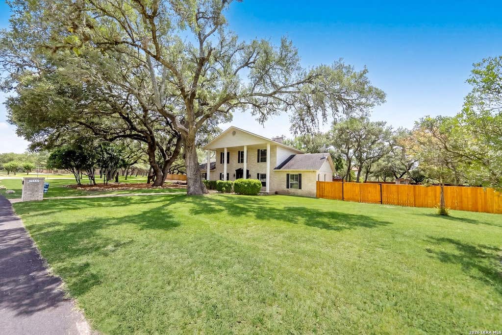 Photo of 29279 Seabiscuit Dr, Boerne, TX 78015 (MLS # 1969269)