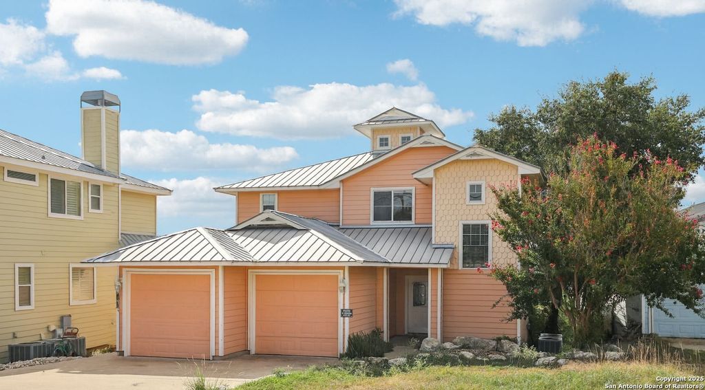 Photo of 1477 Lavaca, Canyon Lake, TX 78133 (MLS # 1896429)