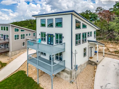 A home in Canyon Lake