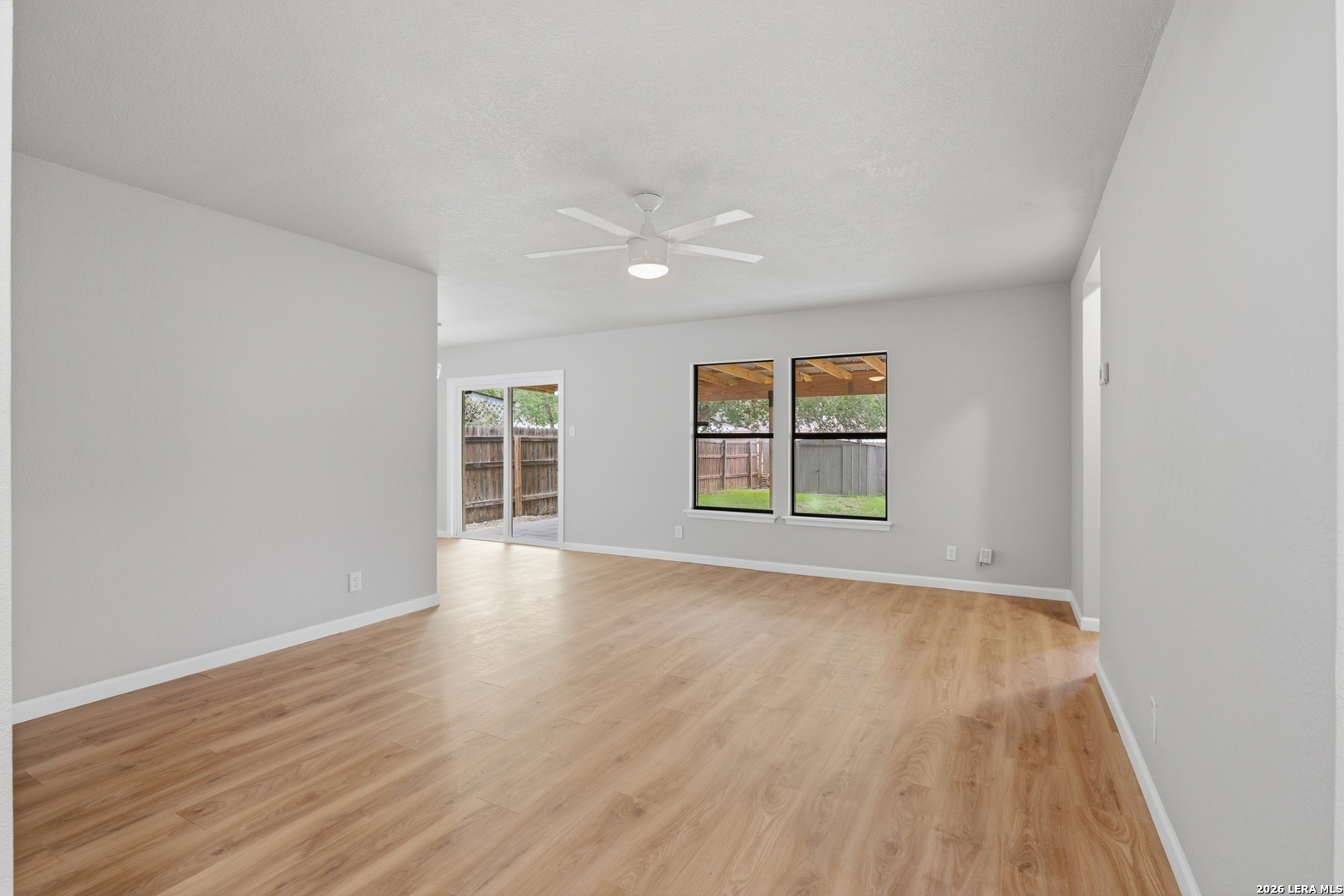 8119 Bent Meadow