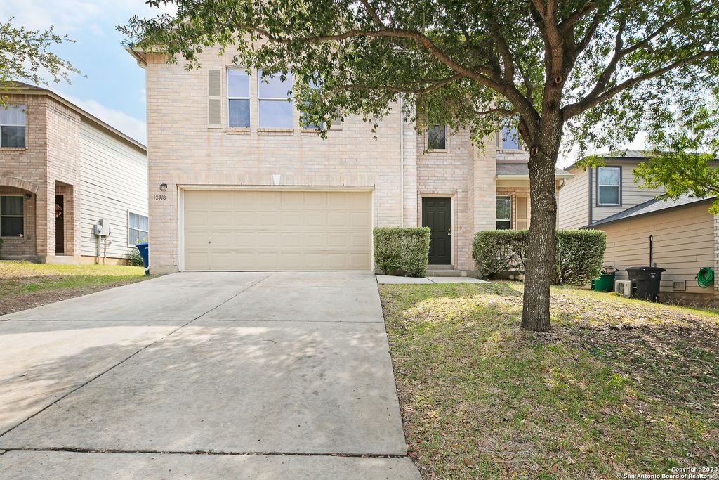 Photo of 12918 THOMAS SUMTER ST, San Antonio, TX 78233 (MLS # 1944512)