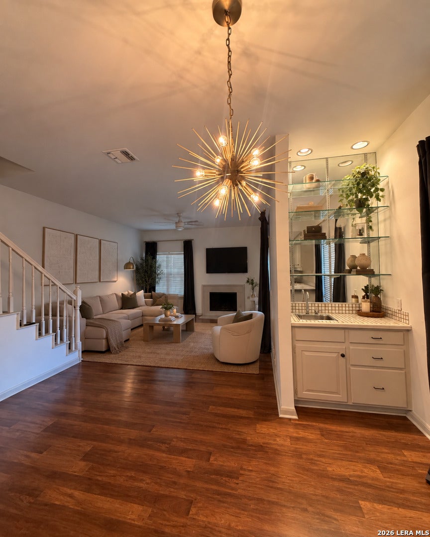 Photo of 101 Fenimore Ave 6 #6, San Antonio, TX 78209 (MLS # 2018134)