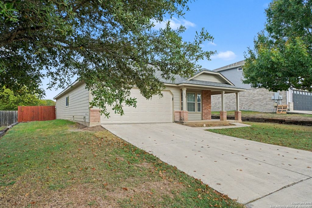 Photo of 112 STREAM Crossing, Cibolo, TX 78108 (MLS # 1922636)