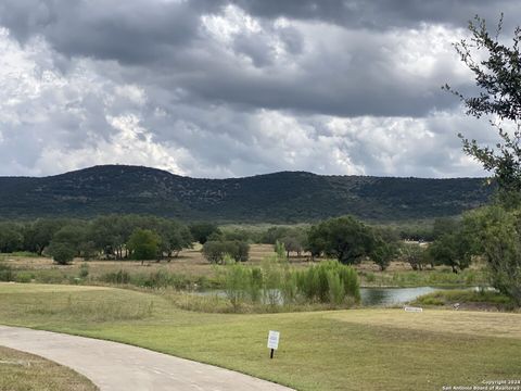 000 Mountain Valley Dr. ConCan TX 78838