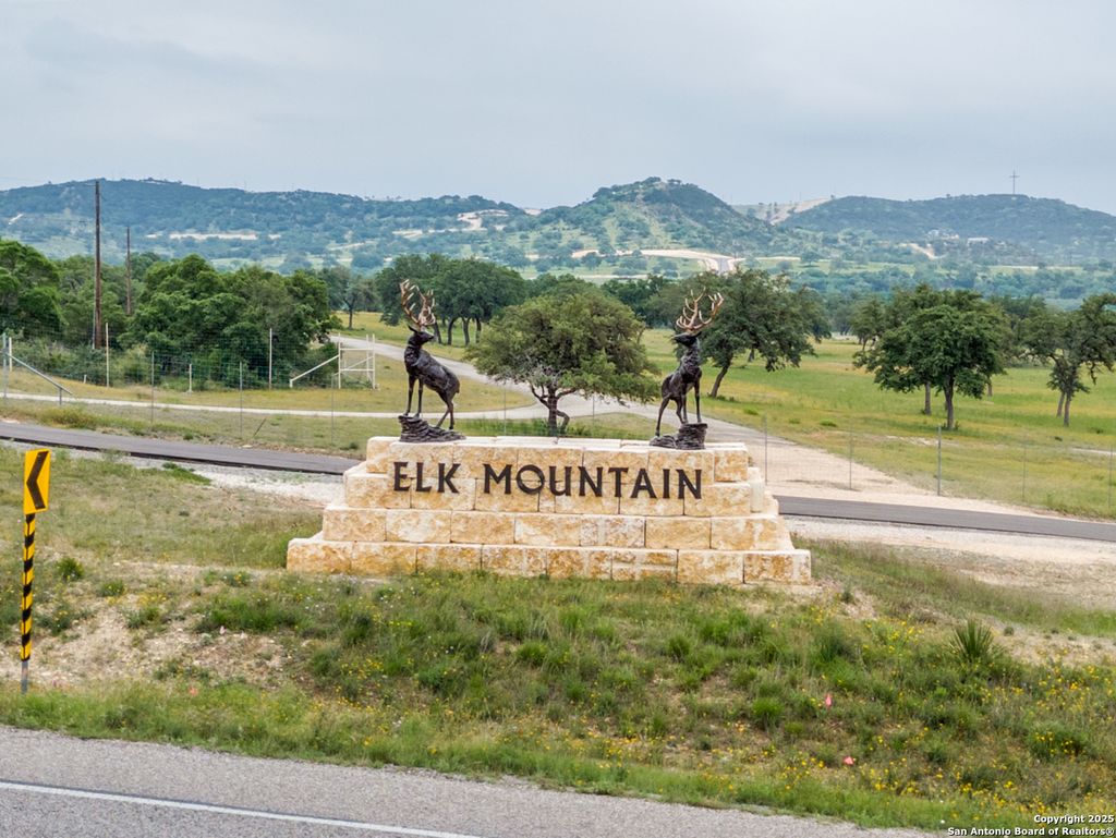 Photo of LOT 79 Red Stag Ln, Pipe Creek, TX 78063 (MLS # 1908426)
