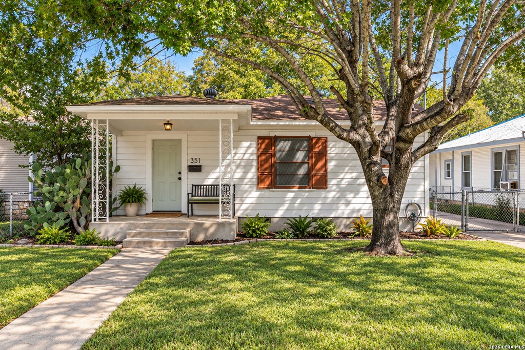 Photo of 351 Walton Ave, San Antonio, TX 78225 (MLS # 2024171)