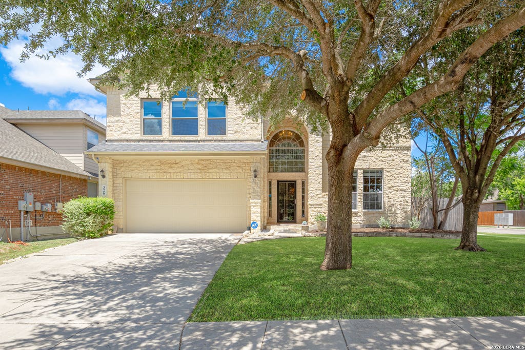 Photo of 326 LOCH LOMOND DR, Cibolo, TX 78108 (MLS # 2008317)
