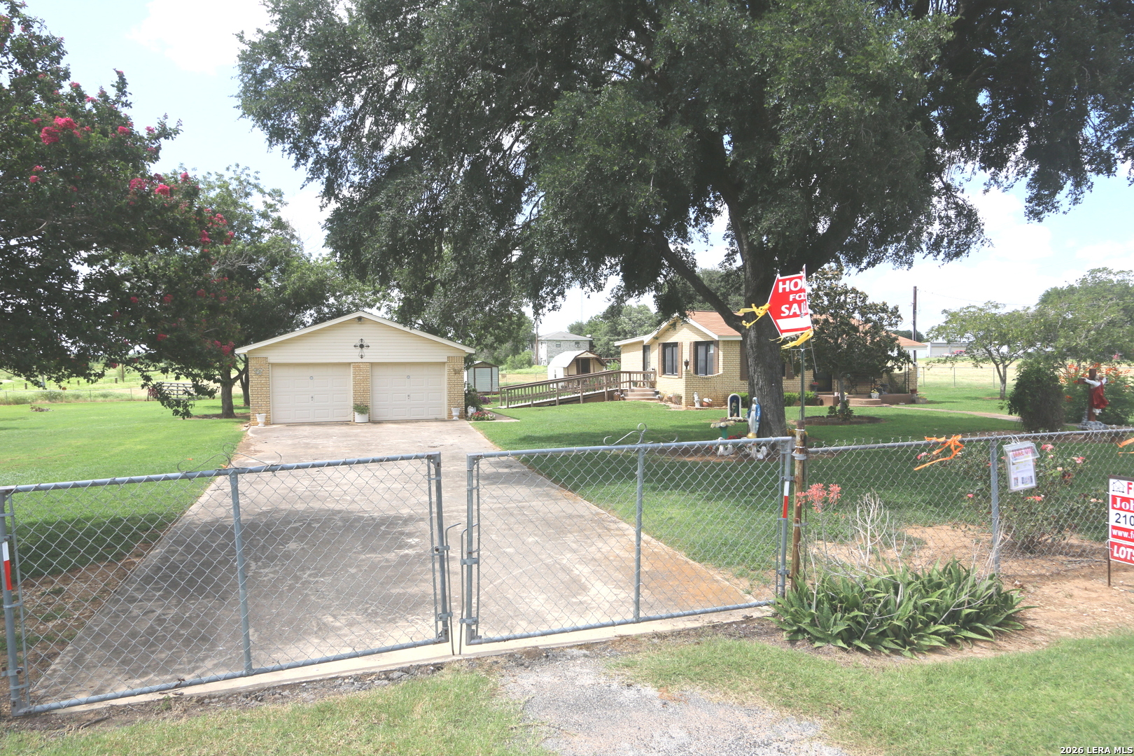 Photo 1 of 44 — 10961 Kosub Ln, San Antonio, TX 78223