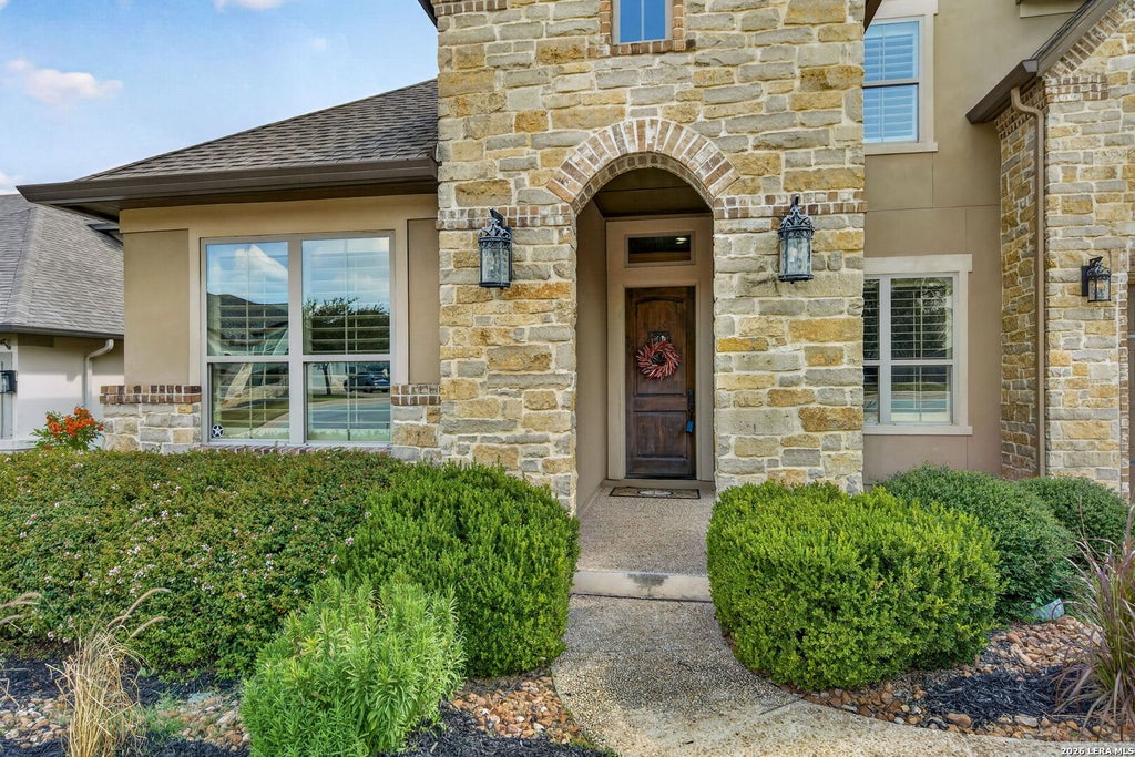 Photo of 226 Shannon Cir, San Antonio, TX 78260 (MLS # 2007226)